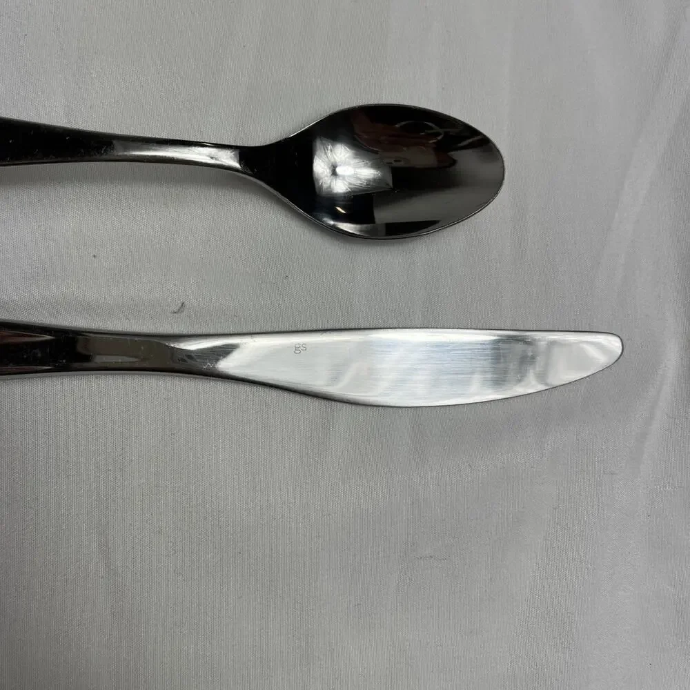 Gibson GS 18/C Silverware Set Of Teaspoon And Dinner Knife